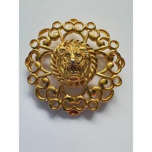 Vintage Gold Tone Anne Klein Lion Pin Brooch Ornate Swirls Mint Condition 2 Inch
